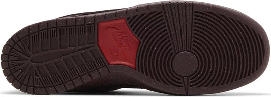 Dunk Low Premium SB 'City of Love Collection - Burgundy Crush' Nike