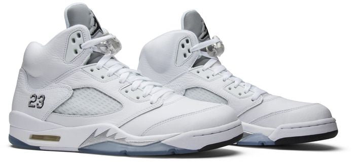 Jordan 5 Retro
White Metallic (2026)